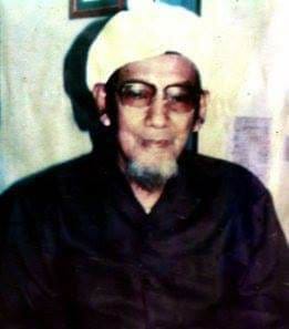 KH. AHYAT CHALIMY 2 SORBANSANTRI.COM