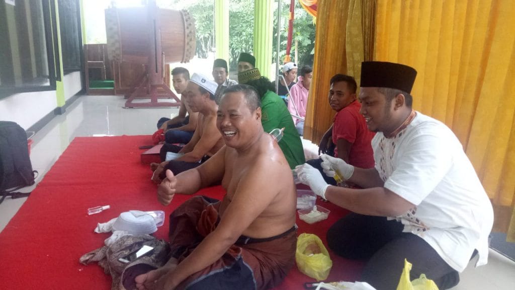 Pengobatan Bekam "Gratis" oleh PAC GP ANSOR Jetis 3 SORBANSANTRI.COM