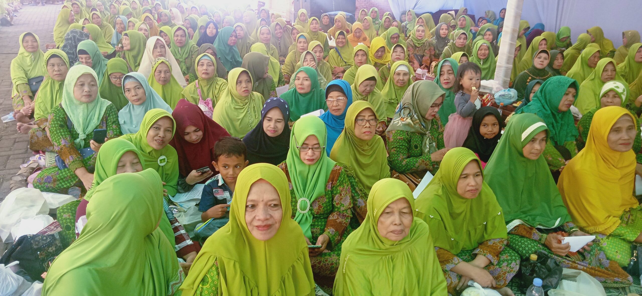 "TAHLIL KUBRO" MUSLIMAT NU SE KECAMATAN MOJOSARI 4 SORBANSANTRI.COM