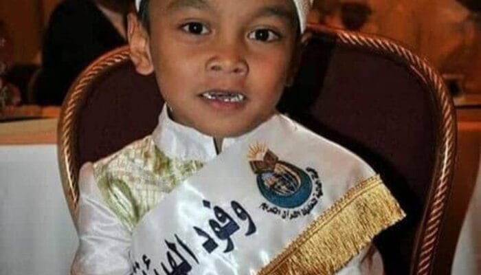 Dia lah yg mengharumkan nama bangsa di kancah dunia yg tidak di ekspos media 1 SORBANSANTRI.COM