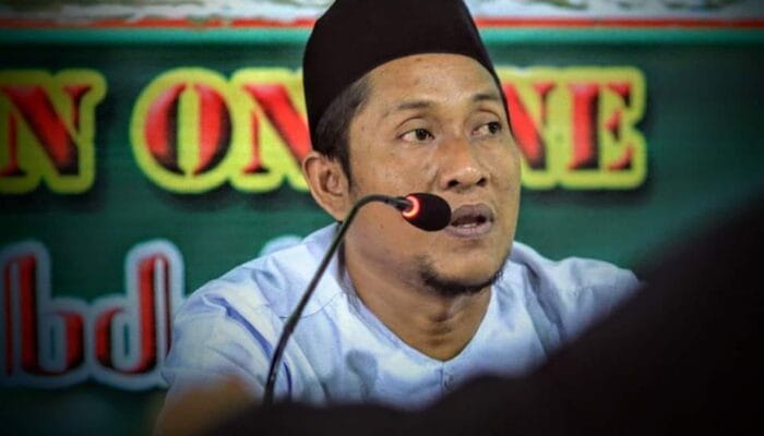 KYAI ABDUL HAQ, TOKOH ASWAJA IDOLA ZAMAN 1 SORBANSANTRI.COM