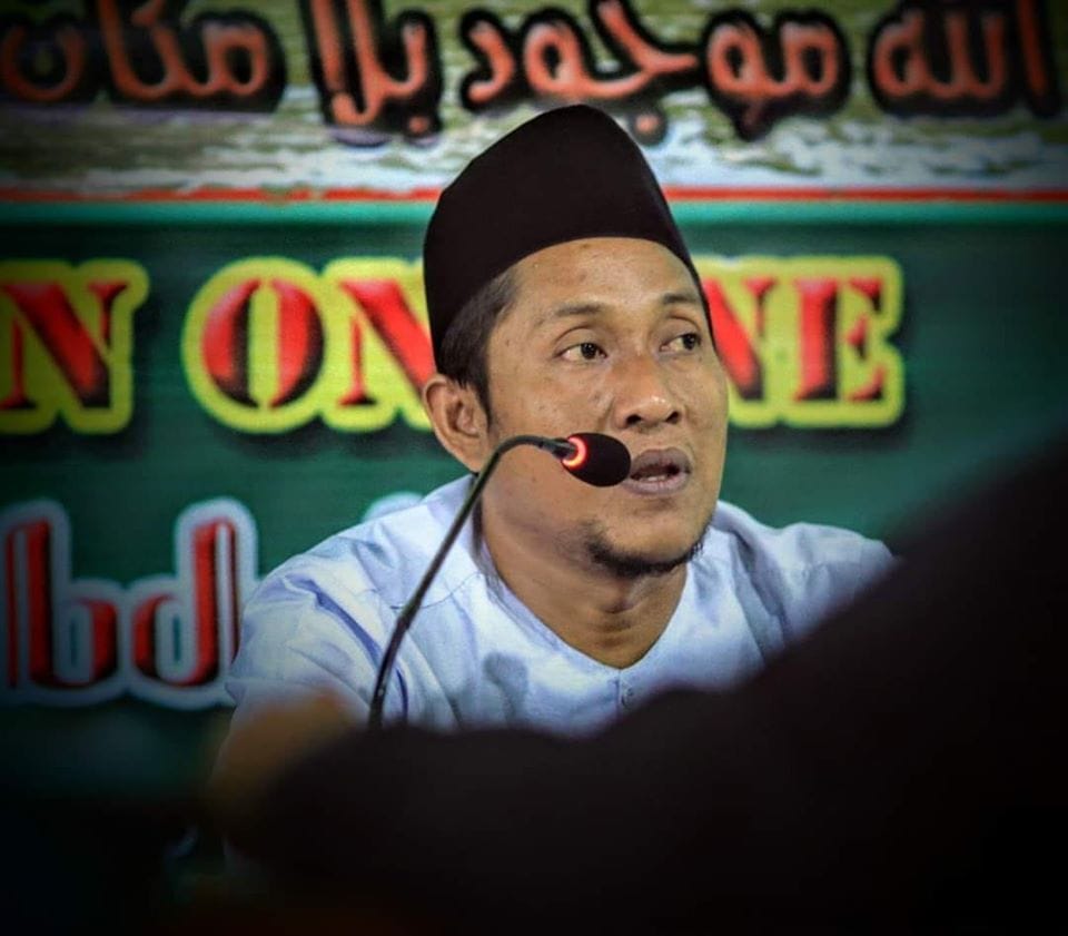 KYAI ABDUL HAQ, TOKOH ASWAJA IDOLA ZAMAN 2 SORBANSANTRI.COM