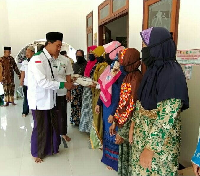 LAZISNU PC KAB MOJOKERTO RUTIN BERBAGI SEMBAKO 3 SORBANSANTRI.COM