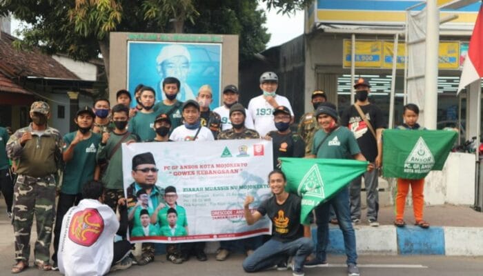 PERINGATI TAHUN BARU HIJRIYAH, ANSOR KOTA MOJOKERTO GOWES KEBANGSAAN & ZIARAH MAKAM ALM. RIYANTO 1 SORBANSANTRI.COM