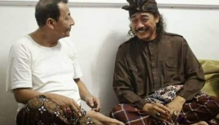 MENGENAL SAYAP POLITIK WAHABI 1 SORBANSANTRI.COM
