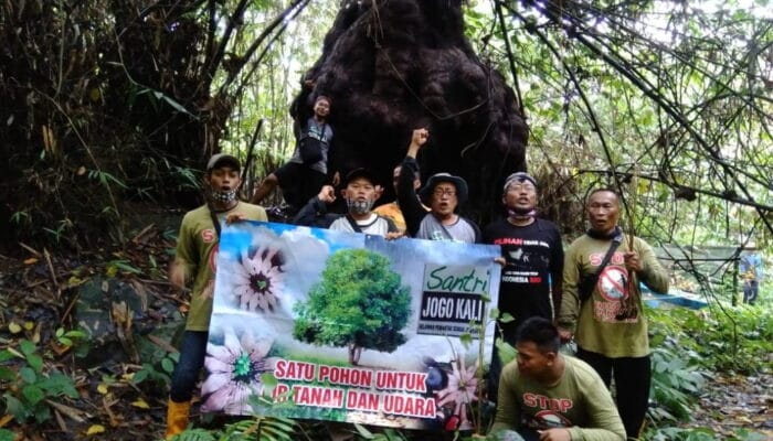 Satu pohon untuk air dan udara 1 SORBANSANTRI.COM