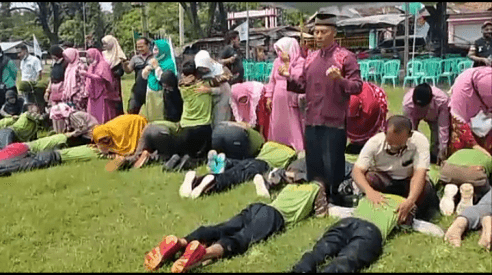 PENUTUPAN DIKLATSAR II BANSER PAC SOOKO BERLANGSUNG KHIDMAT DAN HARU 2 SORBANSANTRI.COM