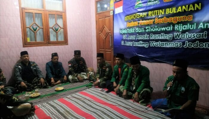 PENUTUPAN KEGIATAN ISTIGHOSAH RUTIN BULANAN BARISAN ANSOR SERBAGUNA (BANSER) ANAK RANTING WATUSARI KECAMATAN NGORO MOJOKERTO 1 SORBANSANTRI.COM