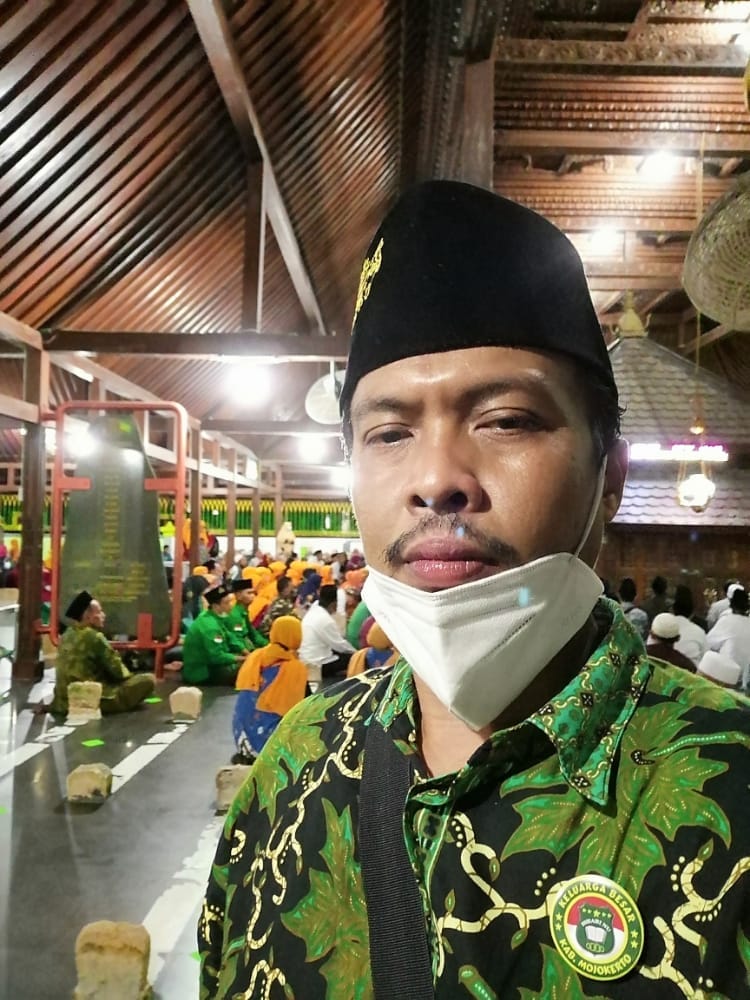 Merajut kebersamaan MWCNU JETIS beserta LEMBAGA dan BANOM Ziaroh wali jatim 4 SORBANSANTRI.COM