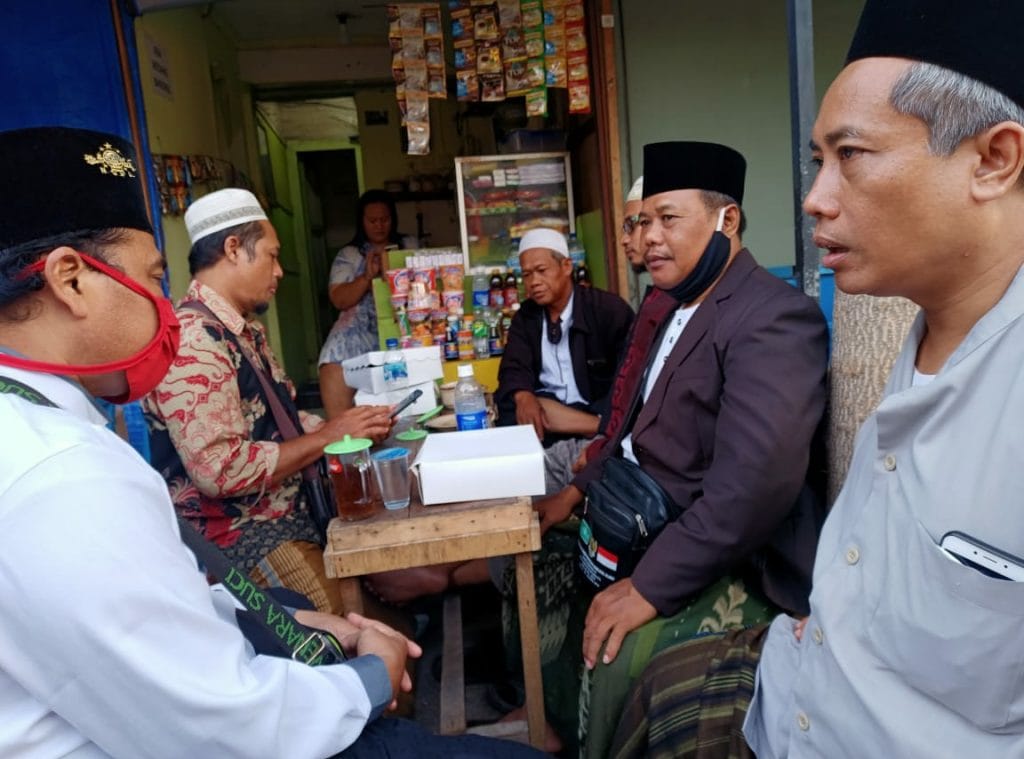 Merajut kebersamaan MWCNU JETIS beserta LEMBAGA dan BANOM Ziaroh wali jatim 2 SORBANSANTRI.COM