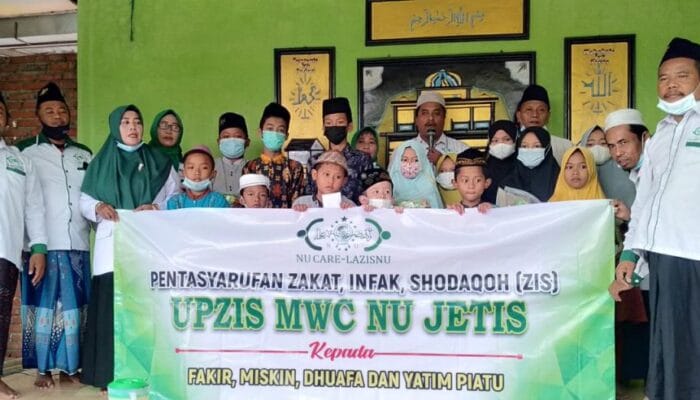 LAZISNU MWCNU JETIS DAN RANTING LAZISNU CANGGU GELAR SANTUNAN 1 SORBANSANTRI.COM