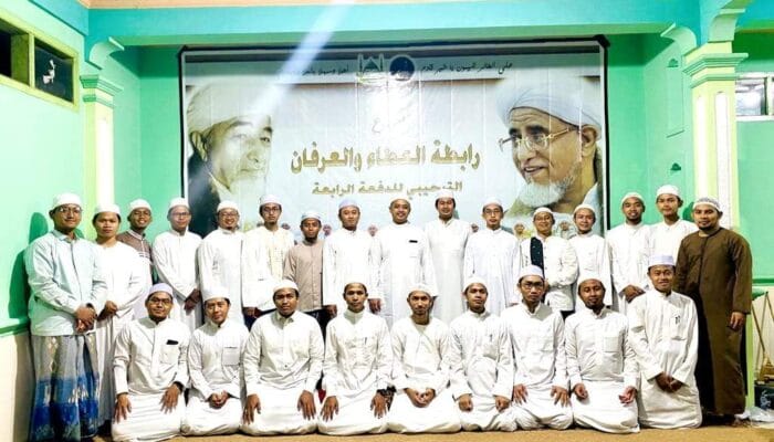 RAWI UNIVESITAS IMAM SYAFI’I HADRAMAUT, YAMAN ADAKAN IJTIMA’ NASIONAL 1 SORBANSANTRI.COM