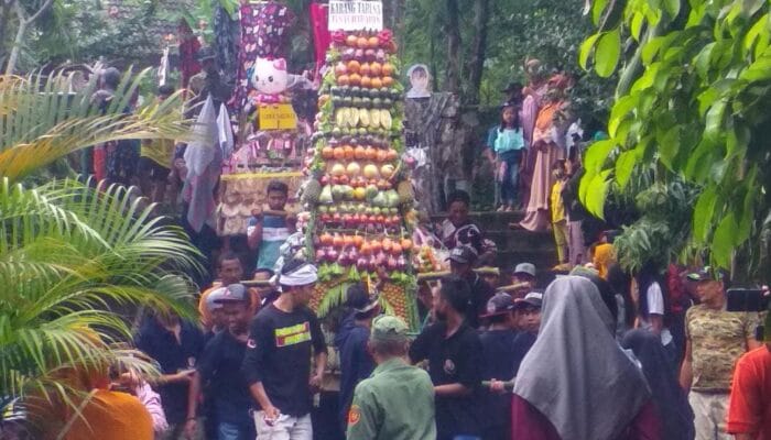 Kirap Ancak dan Tumpeng Warnai Suasana Meriah Ruwah Desa Wotanmas Jedong 1 SORBANSANTRI.COM