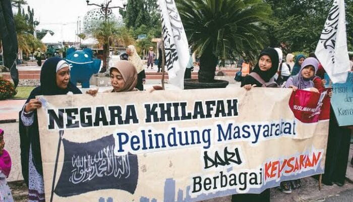 Sistem Khilafah itu Gimana sih? Cocok Nggak dengan Indonesia? 1 SORBANSANTRI.COM