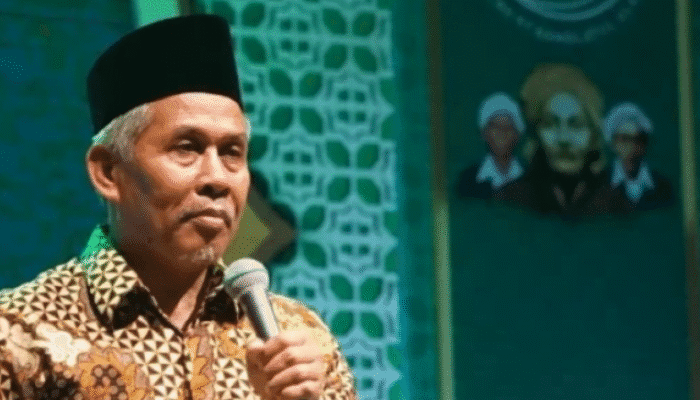 Biografi KH. Marzuki Mustamar: Ulama Tegas dan Peduli 1 SORBANSANTRI.COM