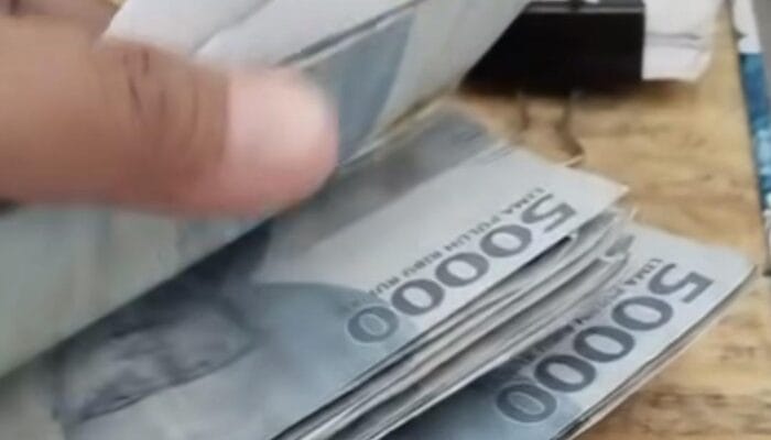 Viral! Pelajar di Depok Top Up Rp 900 Ribu dengan Uang Palsu 1 SORBANSANTRI.COM