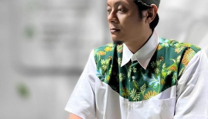 Gus Dullah: Putra Kiai Sepuh yang Siap Maju di Pilkada Mojokerto 2024 dengan Restu Ayahanda 1 SORBANSANTRI.COM