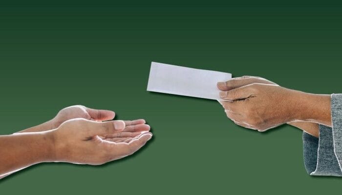 Jenis Sedekah yang Pahalanya Paling Dahsyat dalam Islam, Apa Itu? 1 SORBANSANTRI.COM