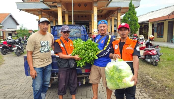 BANJIR PARAH DI MOJOKERTO: TIM BAZNAS TANGGAP BENCANA GERAK CEPAT DIRIKAN DAPUR UMUM 1 SORBANSANTRI.COM