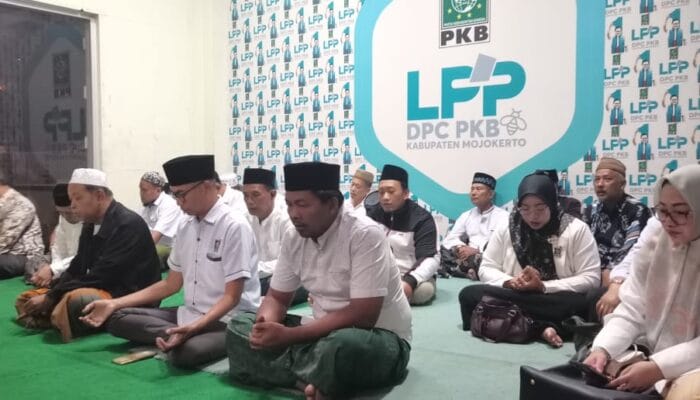 Doa Bersama untuk Keselamatan NKRI, Wujud Kepedulian DPC PKB Kab. Mojokerto dalam Menjaga Keutuhan Bangsa 1 SORBANSANTRI.COM